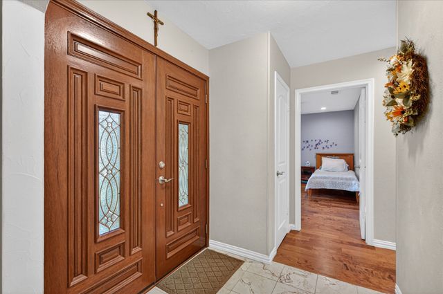 2400 Kings Country Drive, Irving, TX 75038