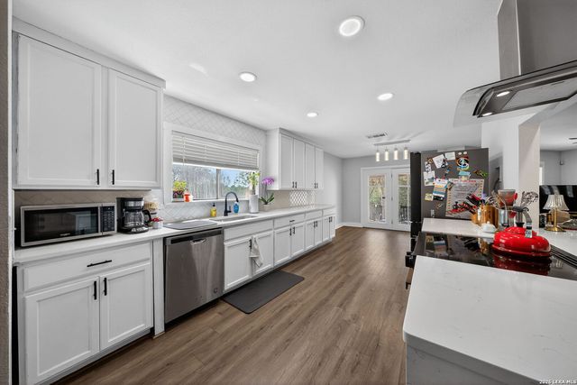 15262 Moonlit Grove, San Antonio, TX 78247