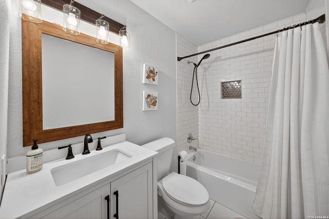 15262 Moonlit Grove, San Antonio, TX 78247