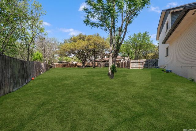 15262 Moonlit Grove, San Antonio, TX 78247