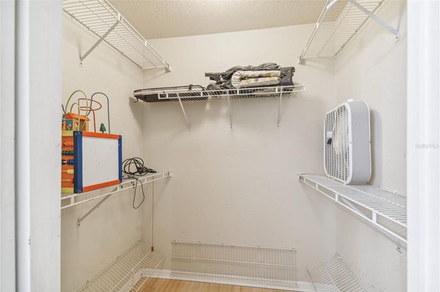 5908 MOHR ROAD, Tampa, FL 33615