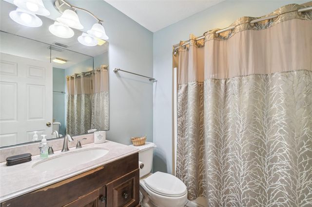 5908 MOHR ROAD, Tampa, FL 33615