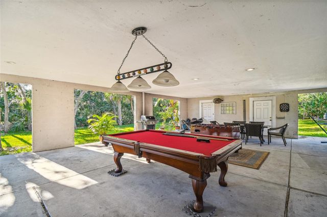 5908 MOHR ROAD, Tampa, FL 33615