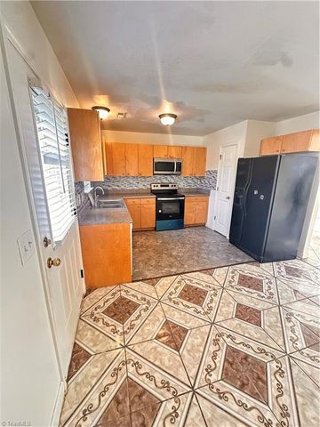 1609 Sunrise Valley Drive, Greensboro, NC 27405