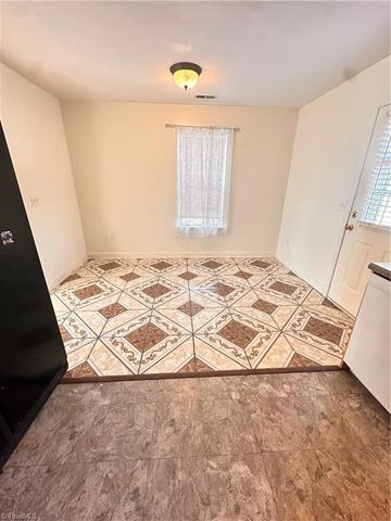 1609 Sunrise Valley Drive, Greensboro, NC 27405