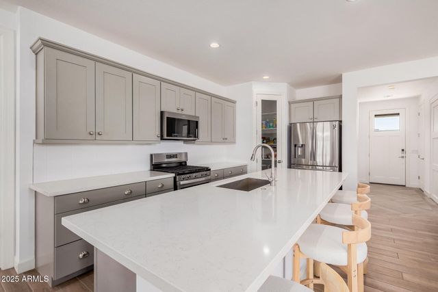 17362 W WILDWOOD Street, Surprise, AZ 85388