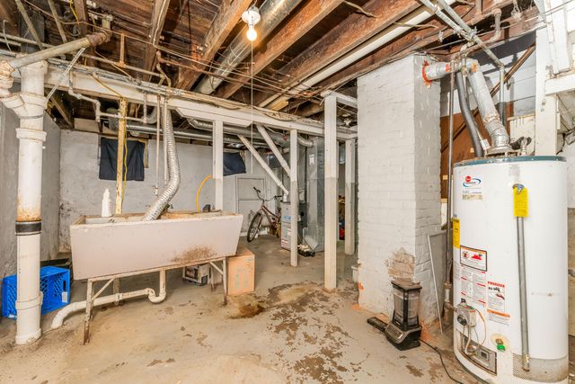 835 Lay Boulevard, Kalamazoo, MI 49001