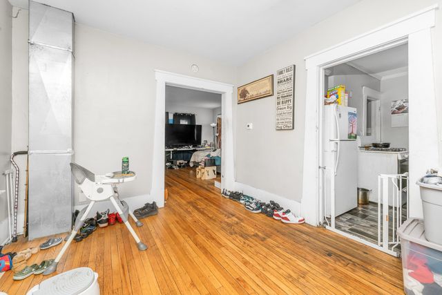 835 Lay Boulevard, Kalamazoo, MI 49001