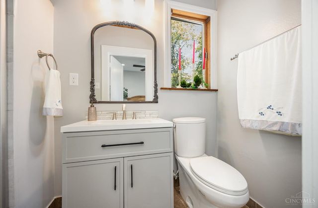 1944 Rockland Avenue, Cincinnati, OH 45230