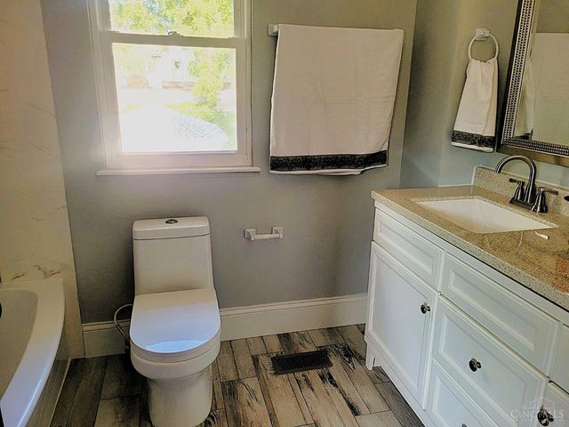 1944 Rockland Avenue, Cincinnati, OH 45230