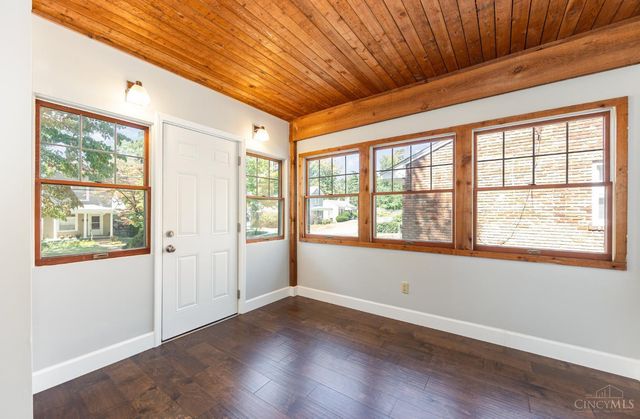 1944 Rockland Avenue, Cincinnati, OH 45230