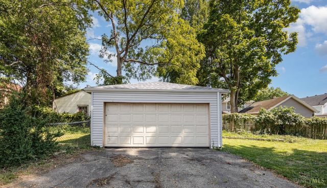 1944 Rockland Avenue, Cincinnati, OH 45230