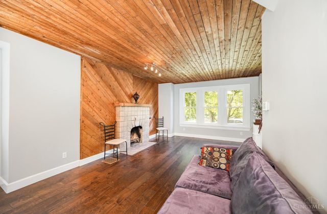 1944 Rockland Avenue, Cincinnati, OH 45230