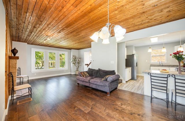 1944 Rockland Avenue, Cincinnati, OH 45230