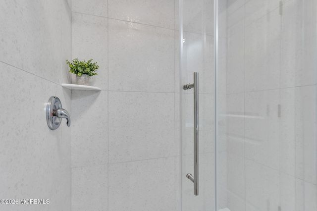 331 Saint Thomas Drive, Toms River, NJ 08757