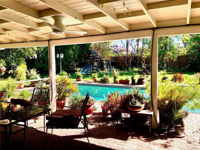 19345 Santa Rita Street, Tarzana, CA 91356