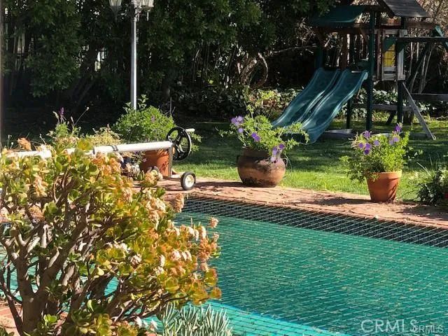 19345 Santa Rita Street, Tarzana, CA 91356