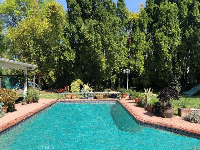 19345 Santa Rita Street, Tarzana, CA 91356