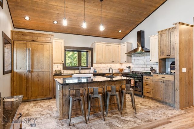 454 Grouse Ridge Drive, Gallatin Gateway, MT 59730