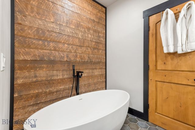 454 Grouse Ridge Drive, Gallatin Gateway, MT 59730