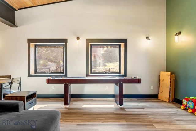 454 Grouse Ridge Drive, Gallatin Gateway, MT 59730