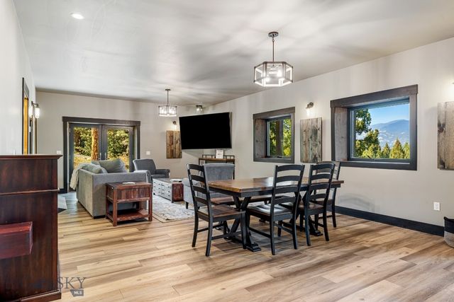 454 Grouse Ridge Drive, Gallatin Gateway, MT 59730