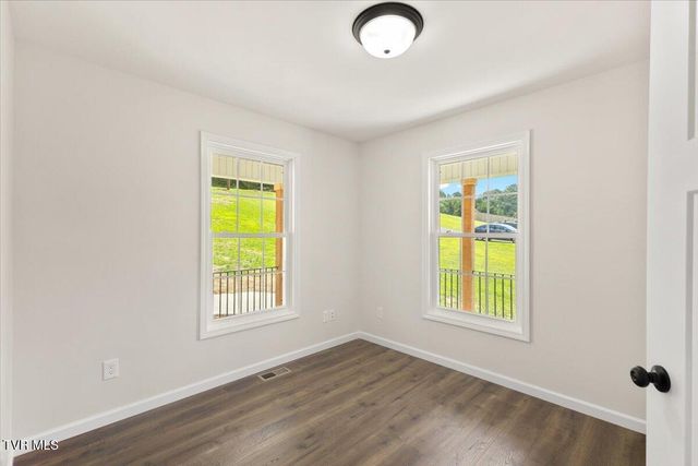 260 Old Charity Hill Road, Elizabethton, TN 37643