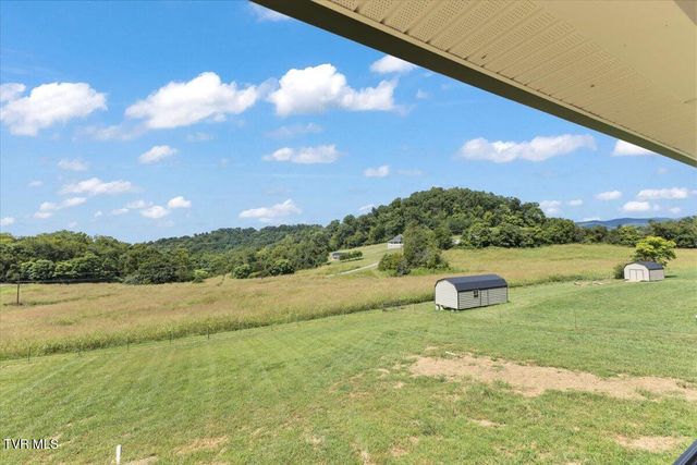 260 Old Charity Hill Road, Elizabethton, TN 37643