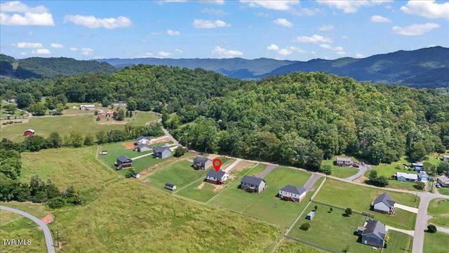 260 Old Charity Hill Road, Elizabethton, TN 37643