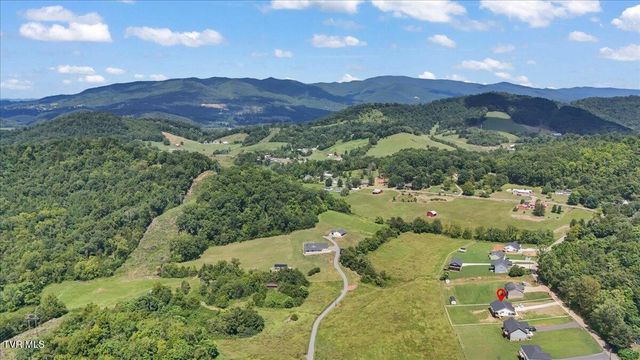 260 Old Charity Hill Road, Elizabethton, TN 37643