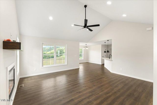 260 Old Charity Hill Road, Elizabethton, TN 37643