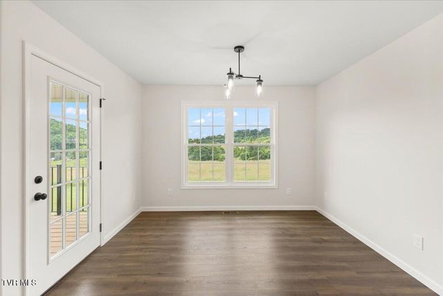 260 Old Charity Hill Road, Elizabethton, TN 37643
