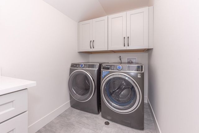 7034 Black Cherry Lane, Pittsfield Charter Twp, MI 48176