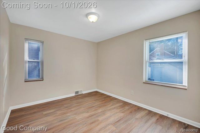 361 Elizabeth Lake Road, Pontiac, MI 48341