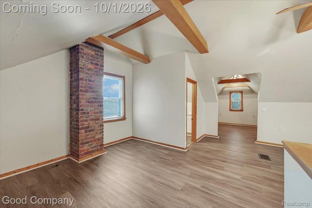 361 Elizabeth Lake Road, Pontiac, MI 48341