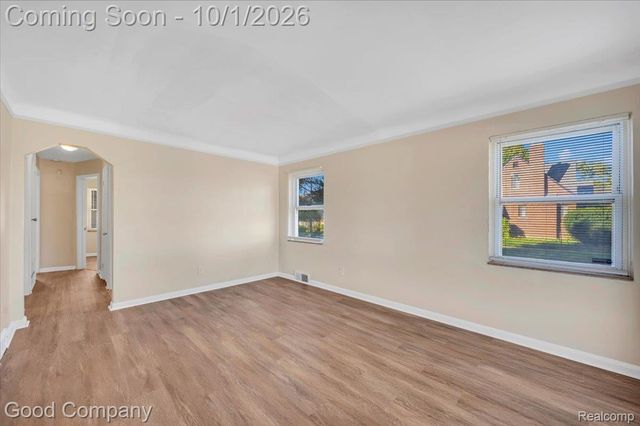 361 Elizabeth Lake Road, Pontiac, MI 48341