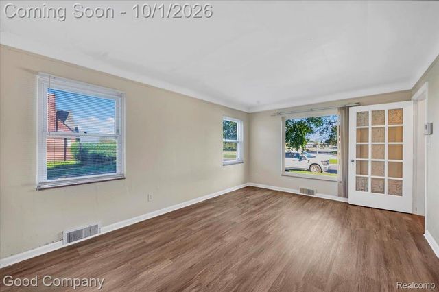 361 Elizabeth Lake Road, Pontiac, MI 48341