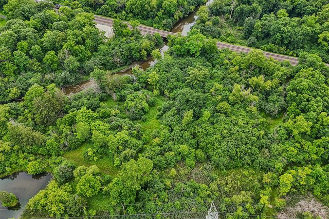 10S540 County Line Road, Willowbrook, IL 60527