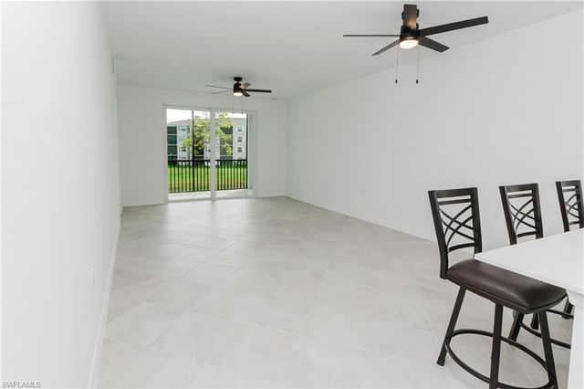 18411 COPPERHEAD CT N 325, Lehigh Acres, FL 33936