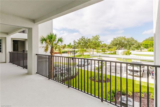 18411 COPPERHEAD CT N 325, Lehigh Acres, FL 33936