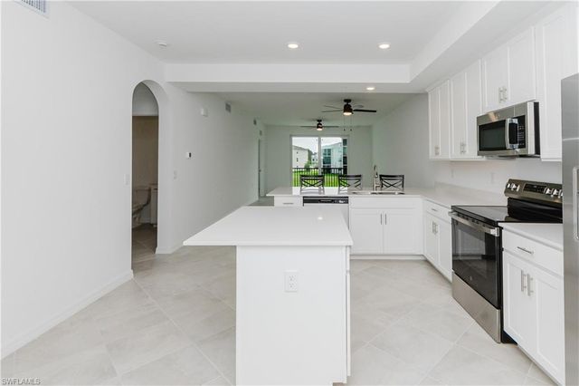 18411 COPPERHEAD CT N 325, Lehigh Acres, FL 33936