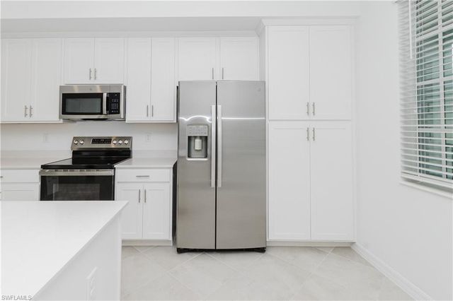 18411 COPPERHEAD CT N 325, Lehigh Acres, FL 33936