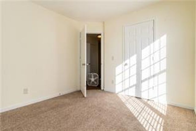 2413 Tolliver Hills Ln, Ellenwood, GA 30294