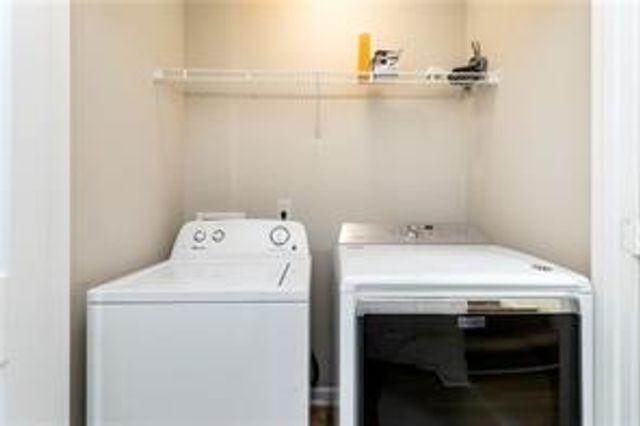 2413 Tolliver Hills Ln, Ellenwood, GA 30294