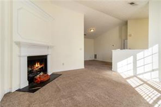 2413 Tolliver Hills Ln, Ellenwood, GA 30294