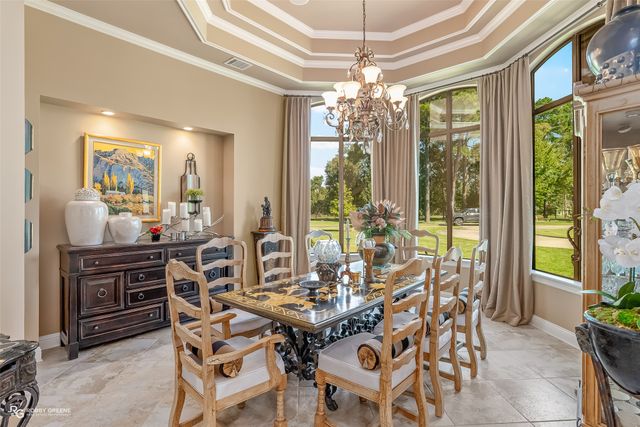 2002 N Cross Drive, Shreveport, LA 71107