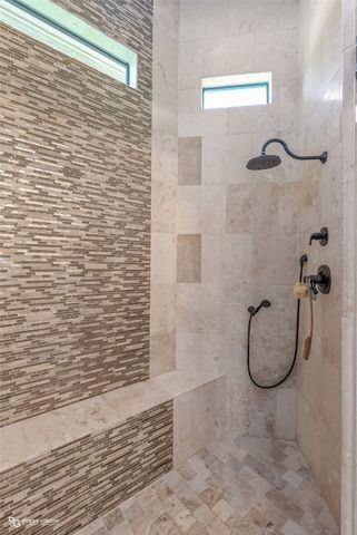 2002 N Cross Drive, Shreveport, LA 71107