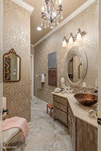 2002 N Cross Drive, Shreveport, LA 71107