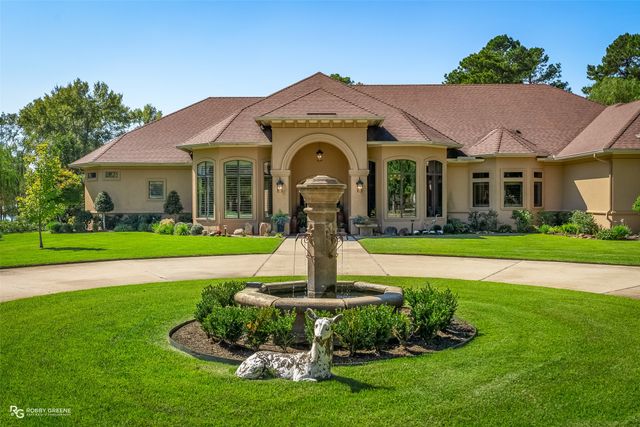 2002 N Cross Drive, Shreveport, LA 71107