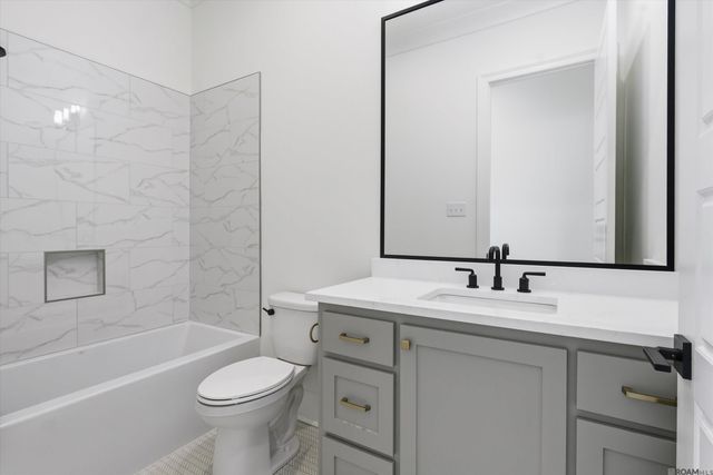 43256 Collyns Cove, Prairieville, LA 70769